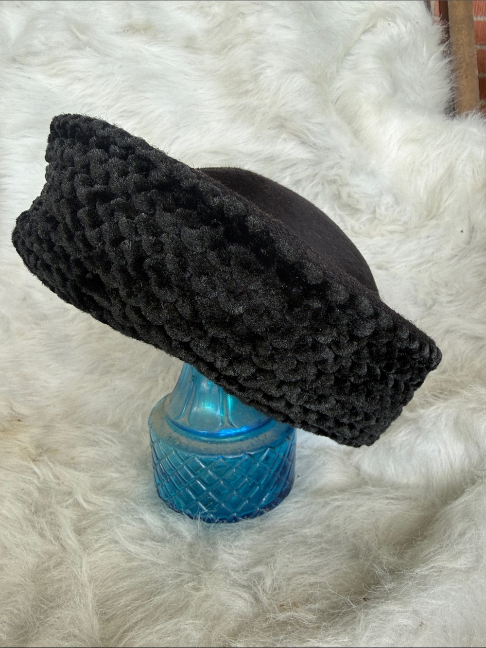 Vintage 50’s 60’s Women's Jan Leslie Helios Black brushed felt hat